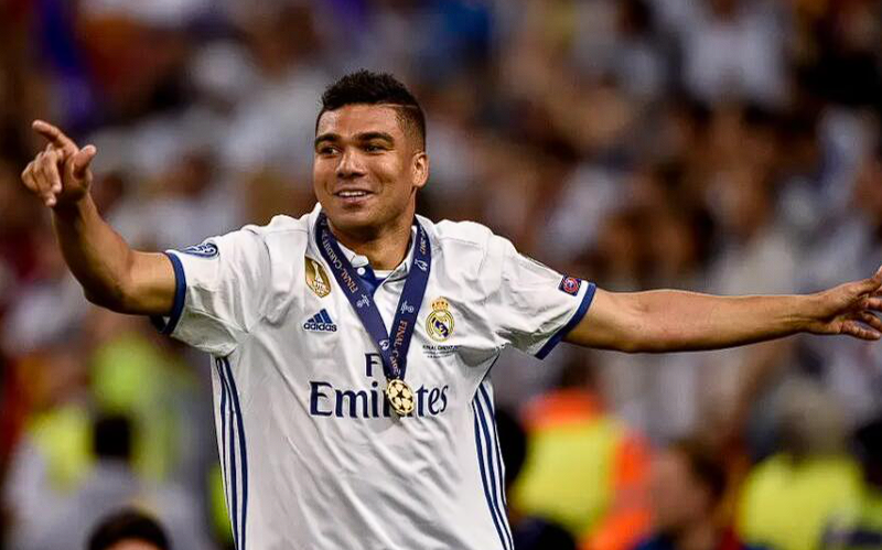 英超第11轮：曼联客战热刺先声夺人，卡塞米罗表现亮眼