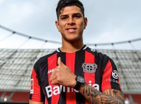 英超切尔西与阿森纳之战：因卡皮耶判罚的深度剖析